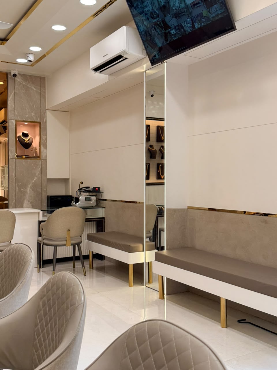 GEETANJALI JEWELS – Overall Showroom Layout View